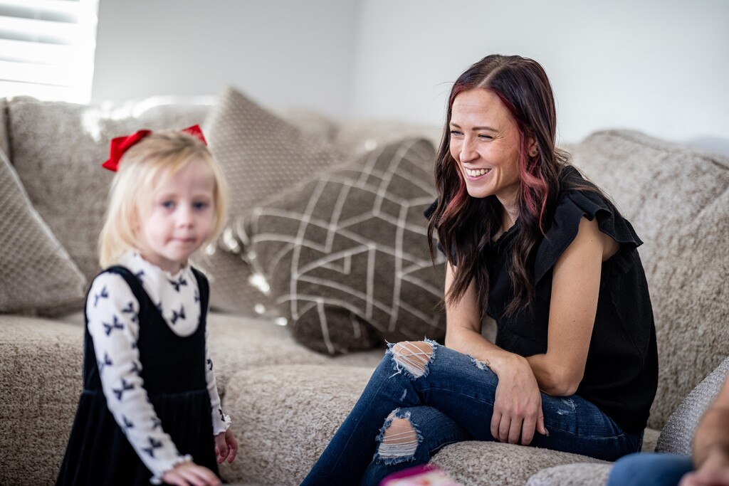 (Charlie Ehlert | University of Utah Health) Lateishia Curtis pictured with her daughter, Briar.