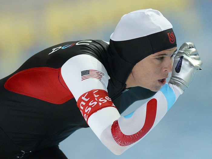 Winner Brittany Bowe of the US competes during the women's 1,000 meter distance at the Speed Skating World Cup in Erfurt, Germany, Sunday, March 3, 2013. (AP Photo/Jens Meyer)