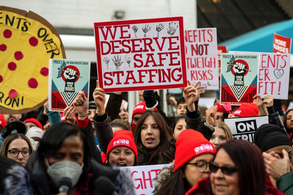 (Gregg Vigliotti | The New York Times)

Union nurses strike outside Mount Sinai East hospital in New York, on Jan. 9, 2023.