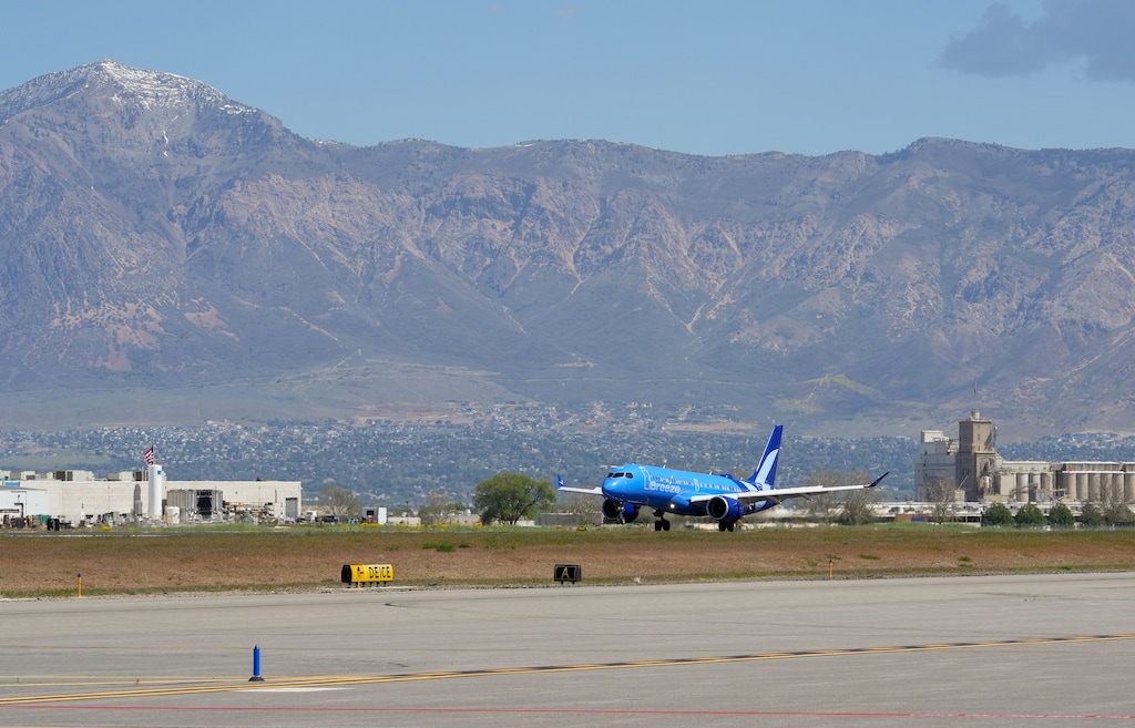 (Chris Samuels | The Salt Lake Tribune) A Breeze Airways plane arrives at Ogden-Hinckley Airport, Monday, May 4, 2026.