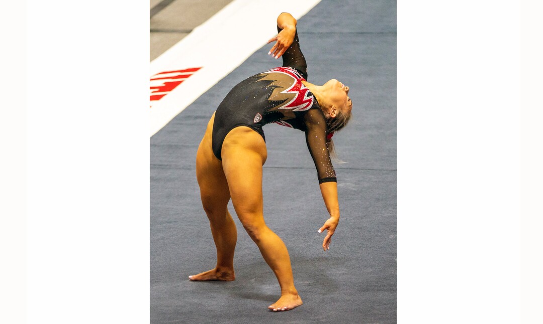(Rick Egan | The Salt Lake Tribune)   Sydney Soloski competes on the floor, in PAC-12 gymnastics action between The University of Washington and The University of Utah at Jon M. Huntsman Center in Salt Lake City, on Saturday, Jan. 30, 2021.