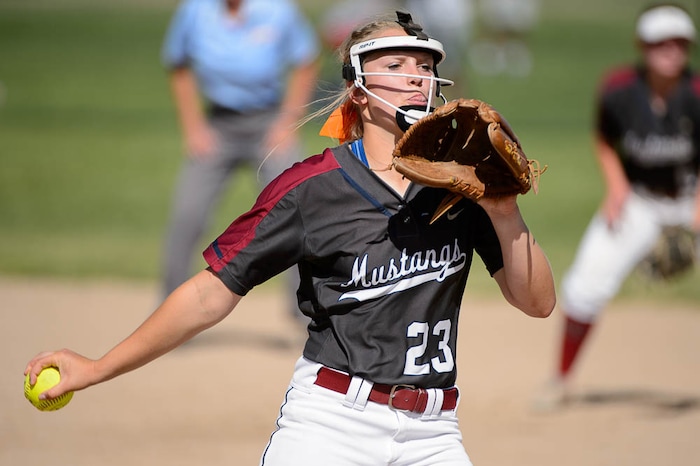 (Trent Nelson | The Salt Lake Tribune)
Herriman vs. Syracuse in the 6A Softball State Championship game, Thursday May 24, 2018. Herriman's Libby Parkinson (23).