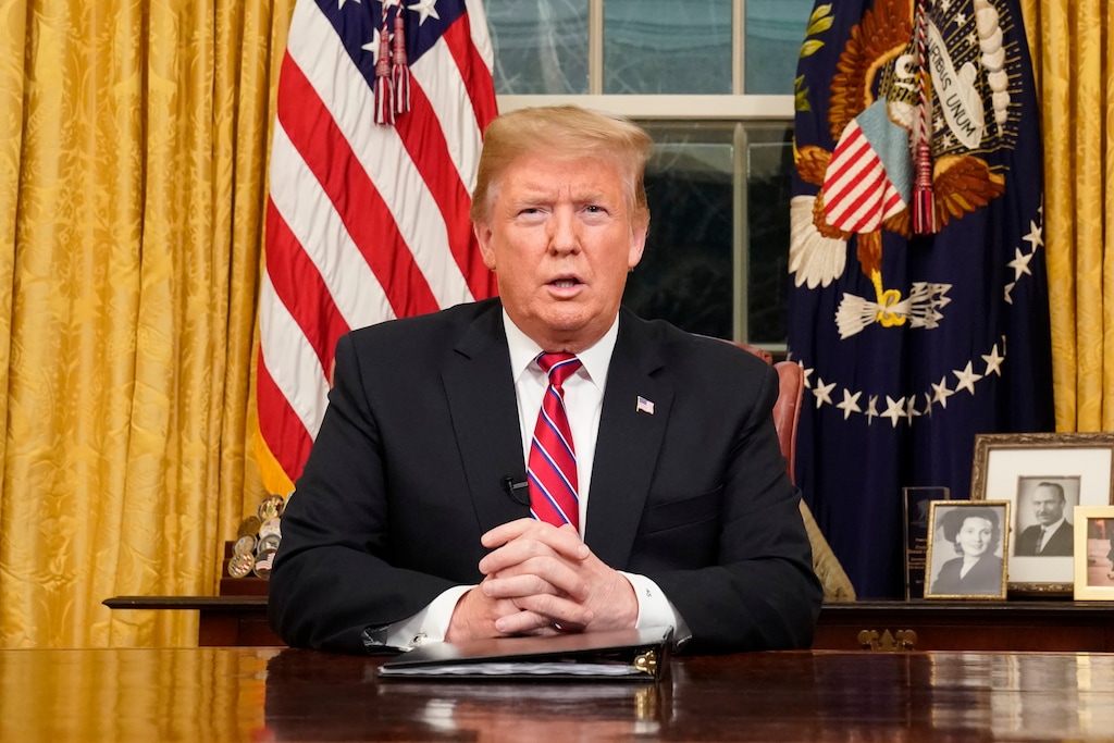 (Carlos Barria/Pool Photo via AP) President Donald Trump speaks from the Oval Office of the White House as he gives a prime-time address about border security Tuesday, Jan. 8, 2018, in Washington.