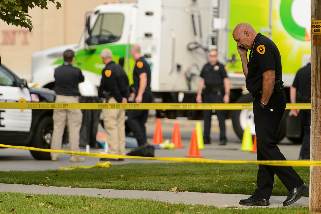 (Trent Nelson | The Salt Lake Tribune)  Law enforcement at the scene of a shooting at 300 South 500 East in Salt Lake City, Thursday September 28, 2017. One person was dead from gunshots fired by police, two police officers were injured — not by gunshots —  police said.