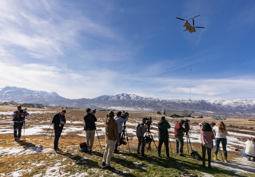 (Francisco Kjolseth | The Salt Lake Tribune) Recovery operations for two Utah Army National Guard UH-60 Black Hawk helicopters involved in a training accident in the Mineral Basin area last week are performed by a CH-47 Chinook helicopter and brought to the Heber Valley Airport on Wednesday, March 2, 2022.