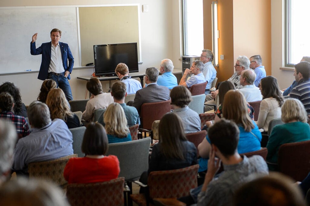 (Trent Nelson | The Salt Lake Tribune)
Paul Huntsman, owner of The Salt Lake Tribune, addresses staff members, Tuesday May 8, 2018.