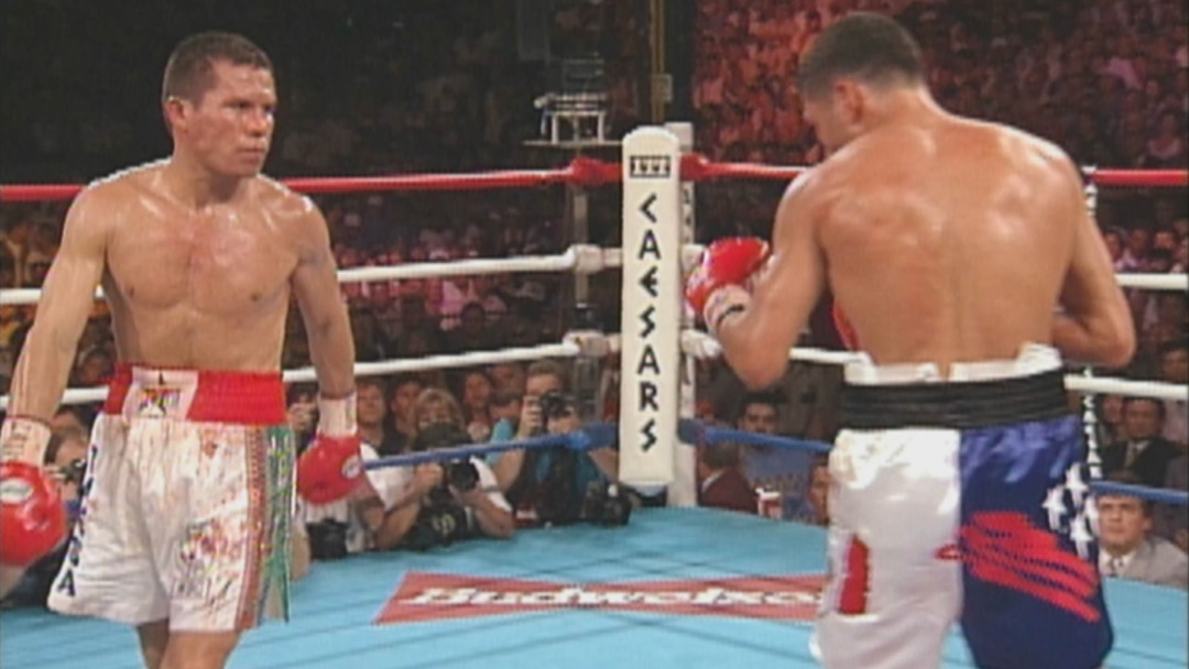(Sundance Institute) The rivalry between boxers Oscar de la Hoya and Julio Cesar Chavez is chronicled in the documentary "La Guerra Civil," directed by Eva Longoria Bastón, an official selection of the Premieres section at the 2022 Sundance Film Festival.