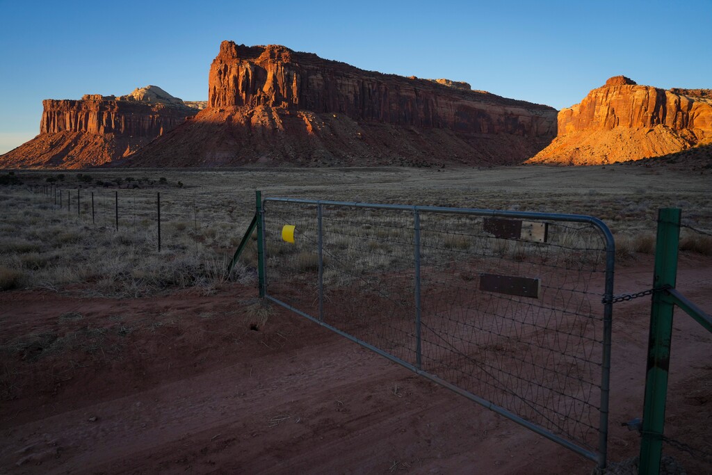 (Bethany Baker  |  The Salt Lake Tribune) A gate blocks a dirt road in the Indian Creek area of Bears Ears National Monument near Monticello on Thursday, Dec. 19, 2024.