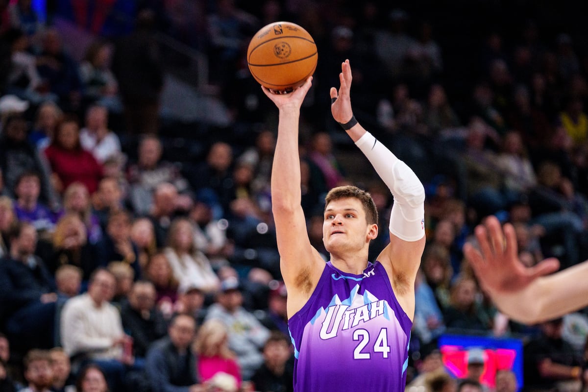 Lakers acquire 24-year-old center Walker Kessler from Jazz